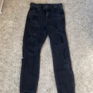 Size 4 American Eagle Mom Jeans